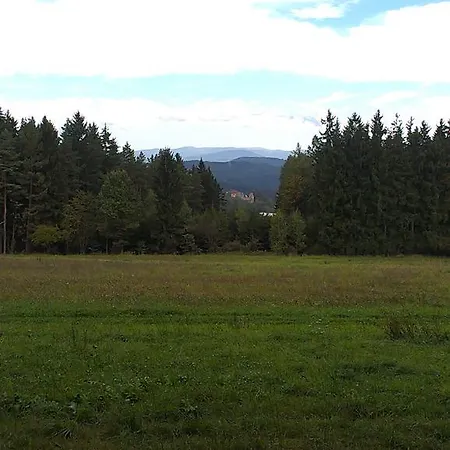 Pod Vyhlidkou Pecka
