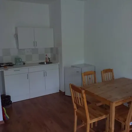 Pod Vyhlídkou 3*