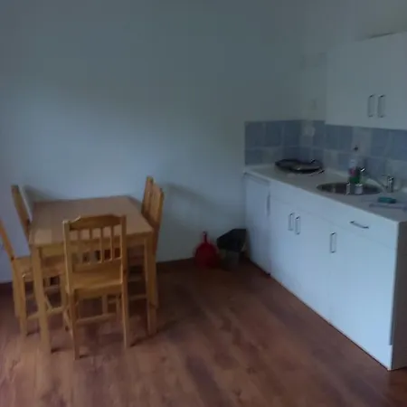 Pod Vyhlídkou Pecka