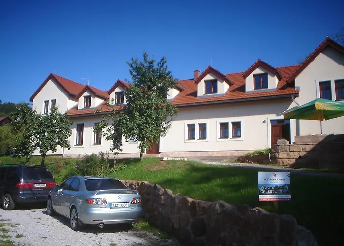 Pod Vyhlidkou 3*